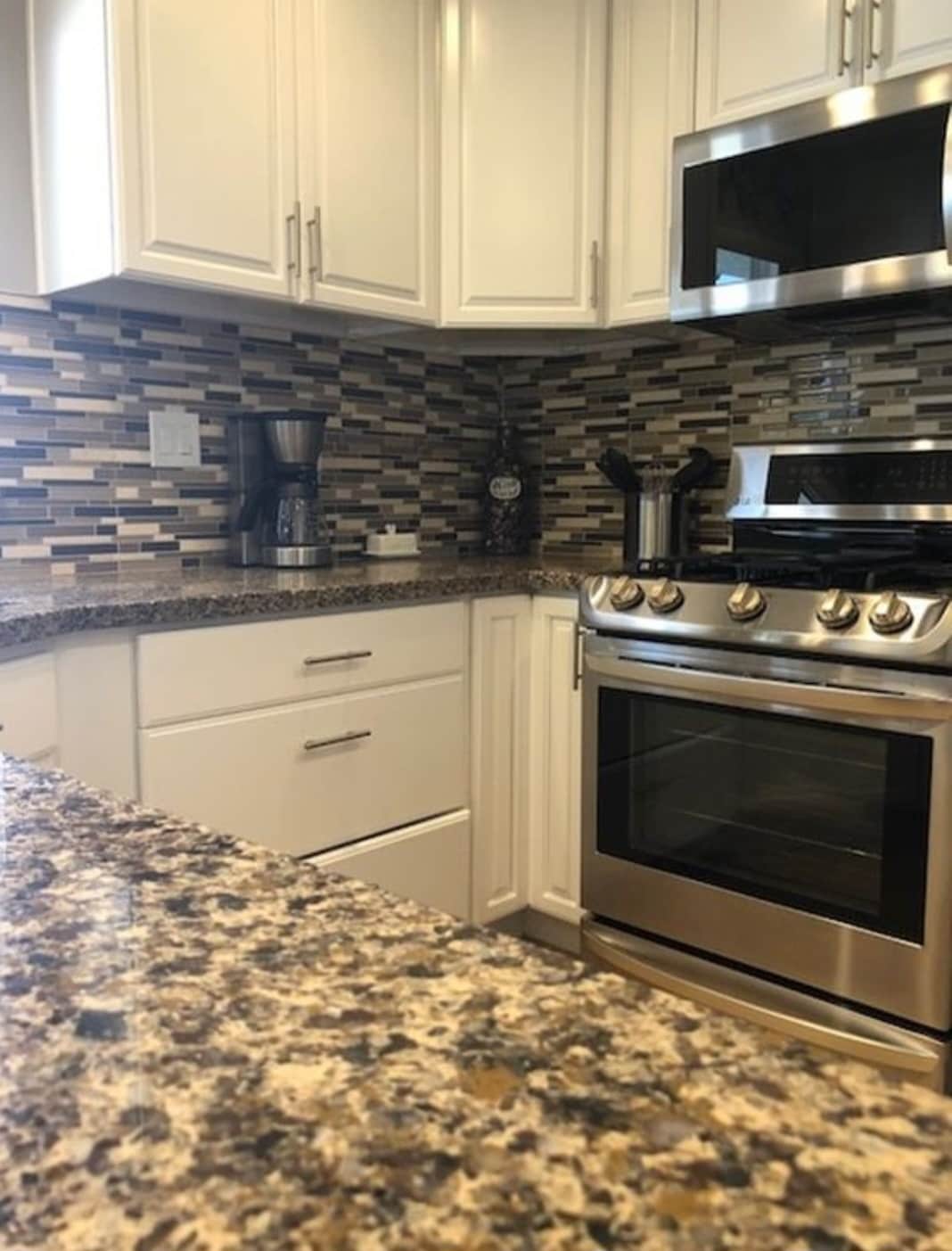 Building Photo - 1279 Calle Bonita