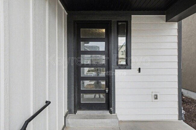 Building Photo - 4152 E Bonne Vista Dr