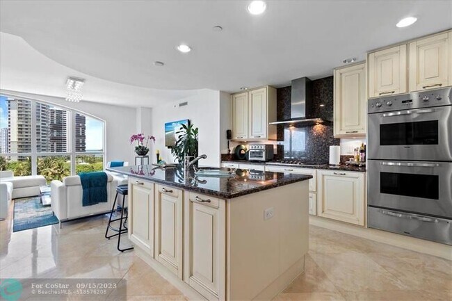 Building Photo - 3800 N Ocean Dr