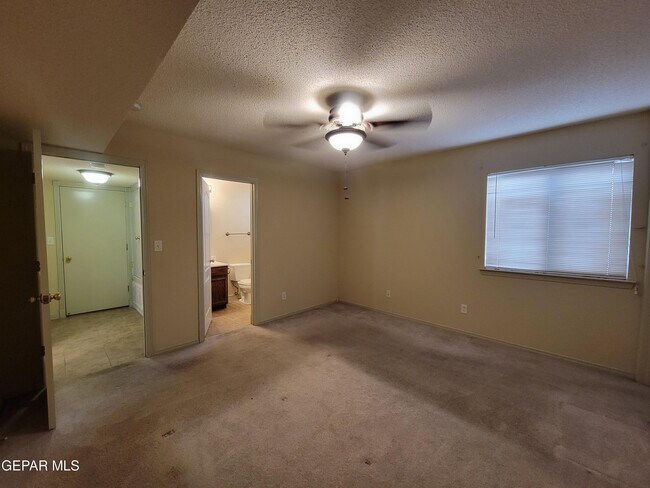 Building Photo - 14267 Pacific Point Dr