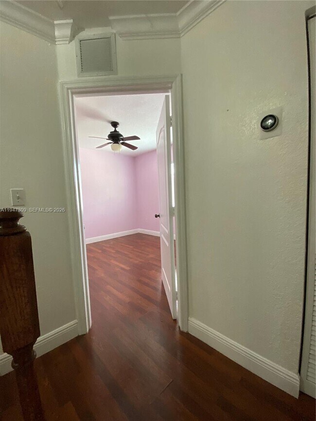 Building Photo - 3503 W 76th St