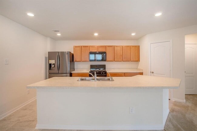 Building Photo - 6855 Knl Spg Wy