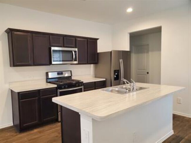 Building Photo - 22531 Aspen Tarn Trl