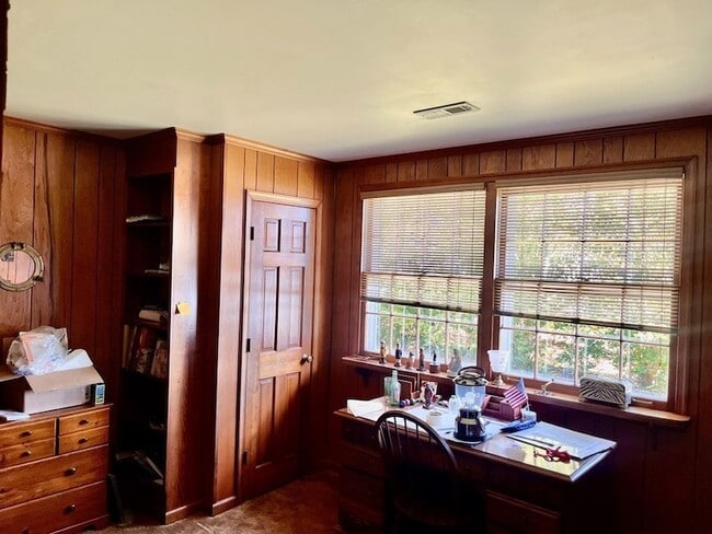 Building Photo - 13513 Deerfield Trail