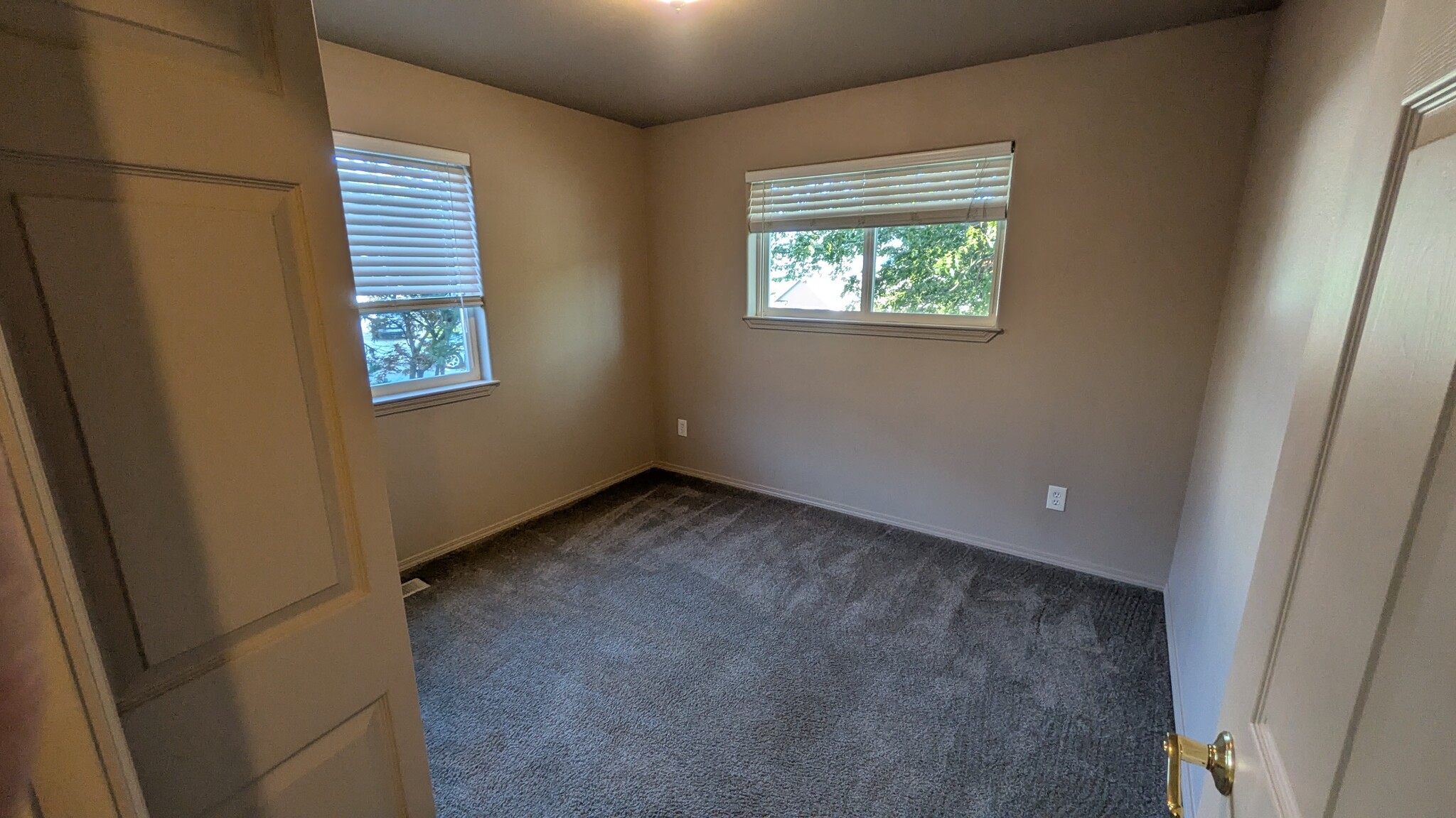 3rd Bedroom - 632 S Lawler Ave