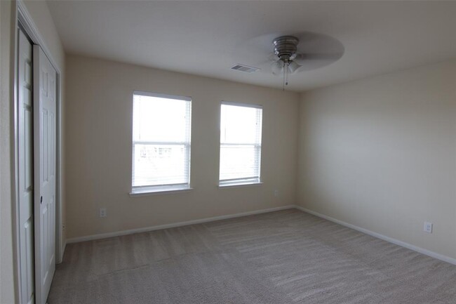 Building Photo - 3714 Aldridge Dr