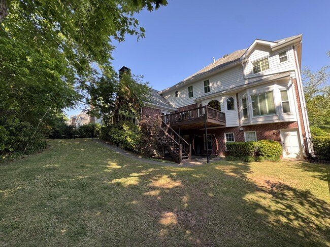 Building Photo - 365 Fairleaf Ct