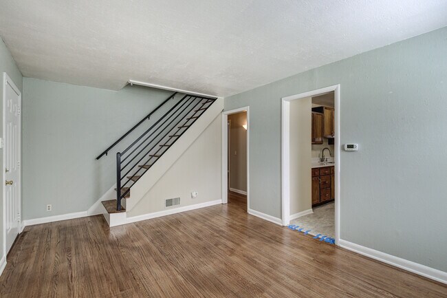 front room - 3430 W Wesley Ave
