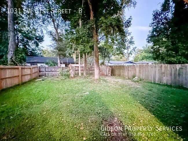 Building Photo - 1031 SW 61st St