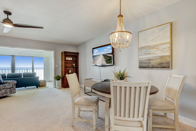 Building Photo - 661 Ponte Vedra Blvd