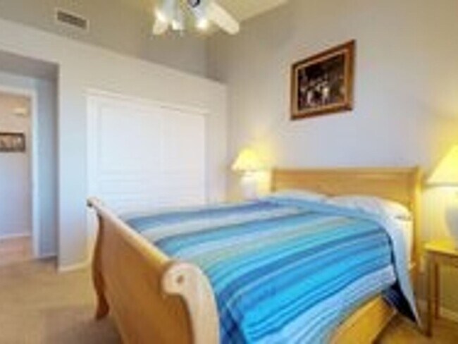 Building Photo - Beautiful Lakefront Home in Ocotillo Lakes...