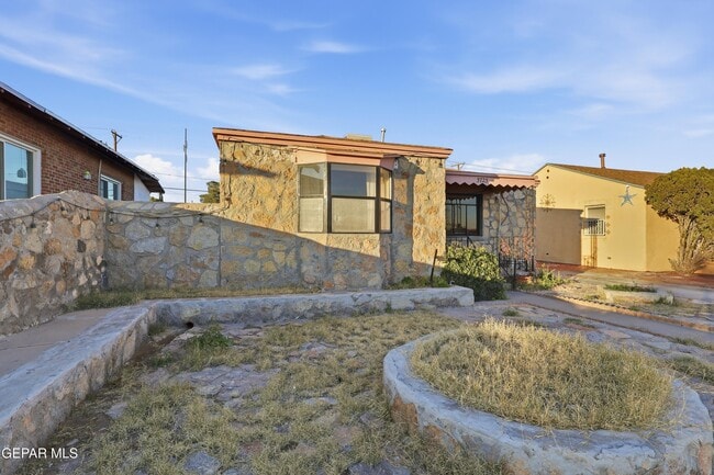 Building Photo - 3723 Memphis Ave