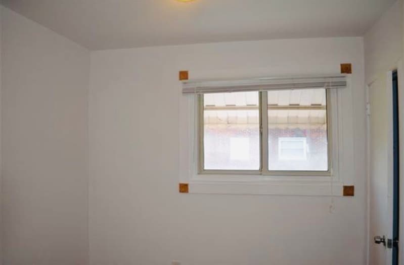 Building Photo - 5703 18th Ave