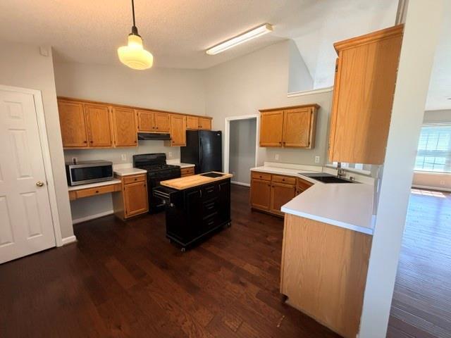 Building Photo - 2627 Lone Oak Trail