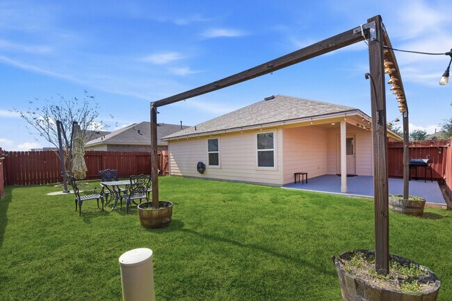 Building Photo - 23714 Shortleaf Pine Dr