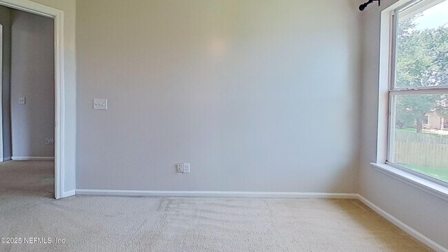 Building Photo - 14482 Falling Waters Dr