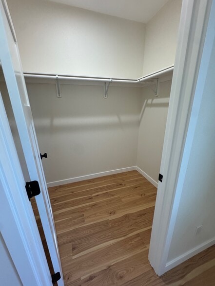 Building Photo - 1101 W 2nd St