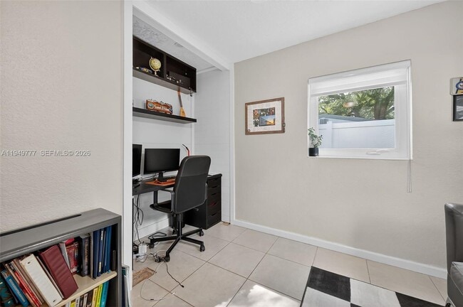 Building Photo - 6640 Douglas St