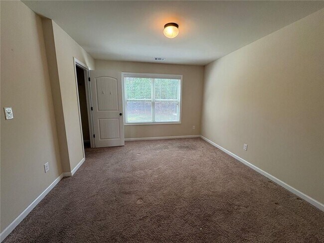 Building Photo - 4187 Water Mill Dr