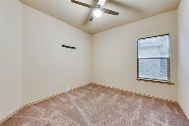 Building Photo - 15825 Carlton Oaks Dr