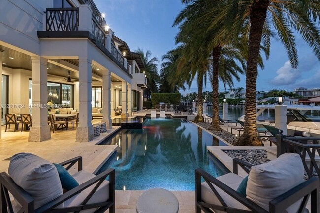 Building Photo - 720 Isle of Palms Dr