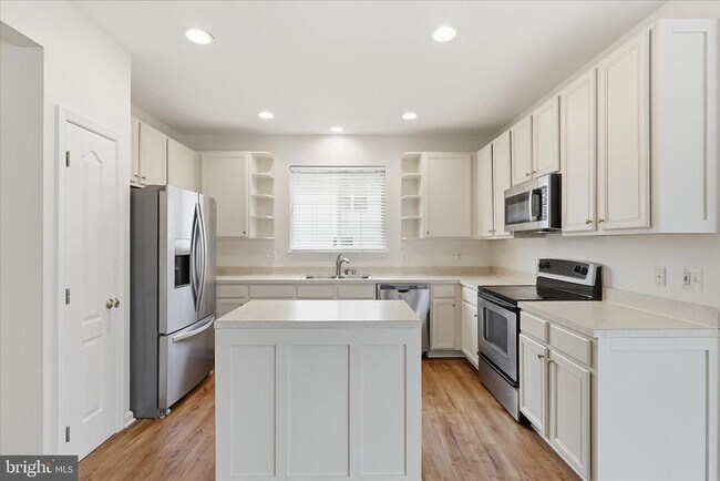 Building Photo - 43438 Oxen Ln