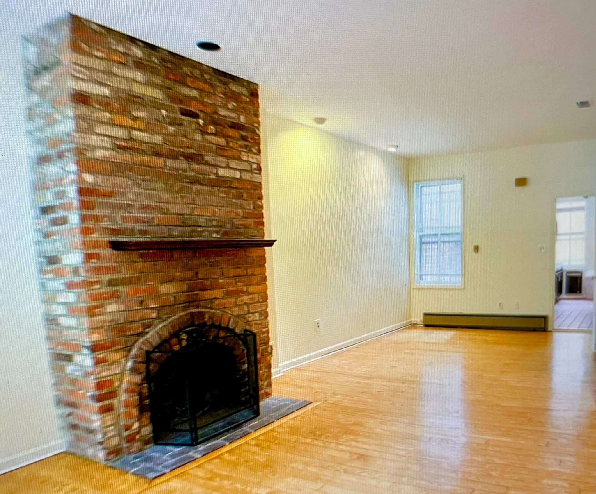 Building Photo - 1602 E St SE