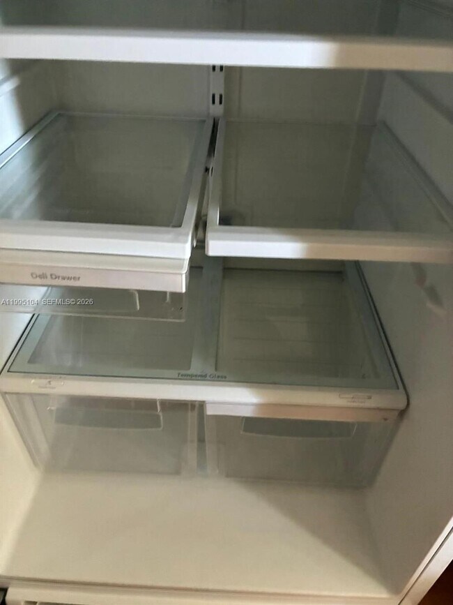 Building Photo - 141 NE 10th Ave