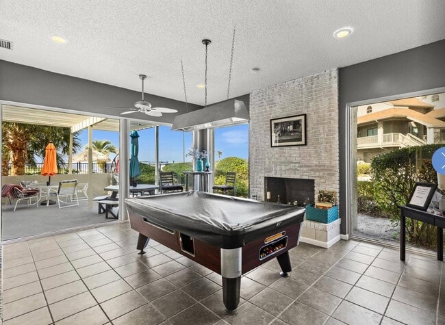 Building Photo - 610 Windrush Bay Dr