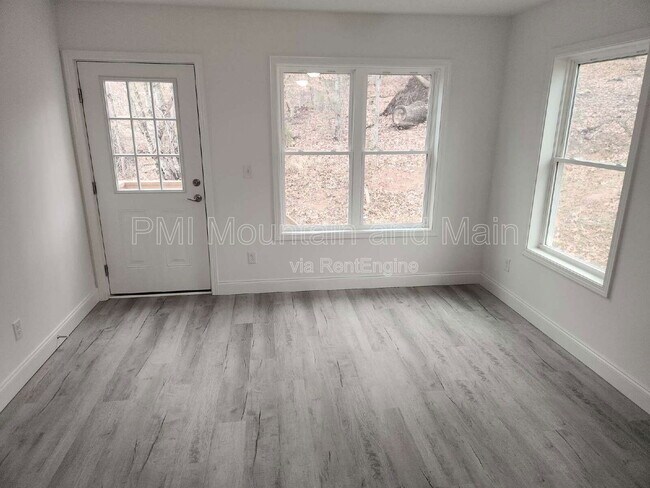 Building Photo - 177 Quinn Hill Ln