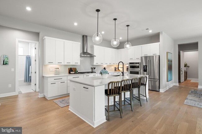 Building Photo - 43442 Croson Ln