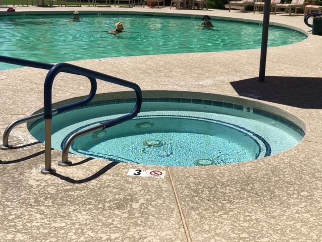 Building Photo - 14950 W Mountain View Blvd