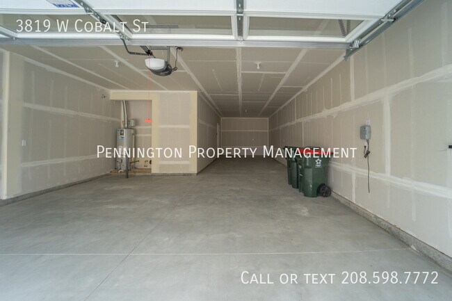 Building Photo - 3819 W Cobalt St