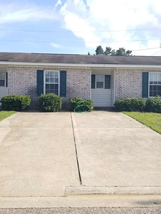 Primary Photo - Apartment for Rent in Benson, NC