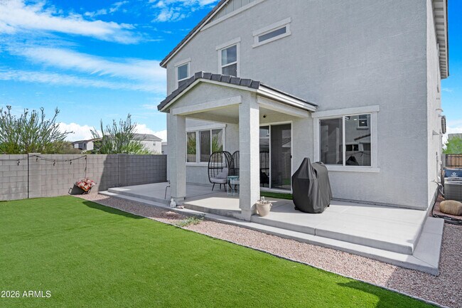 Building Photo - 2562 E Boulder Ave
