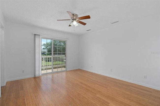 Building Photo - 8128 Papaya St