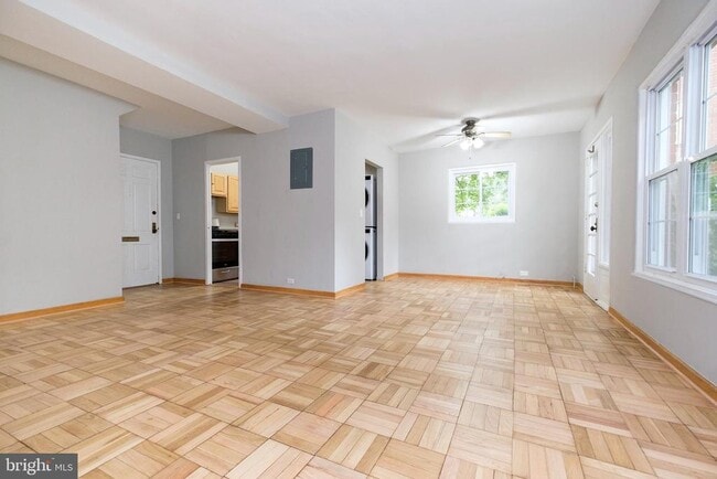 Building Photo - 3117 Ravensworth Pl