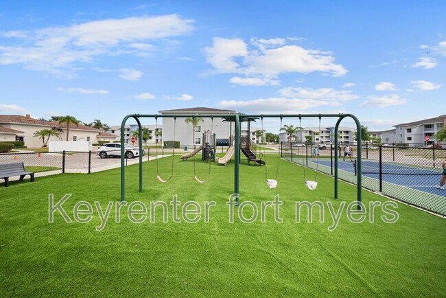 Building Photo - 3940 Pomodoro Cir