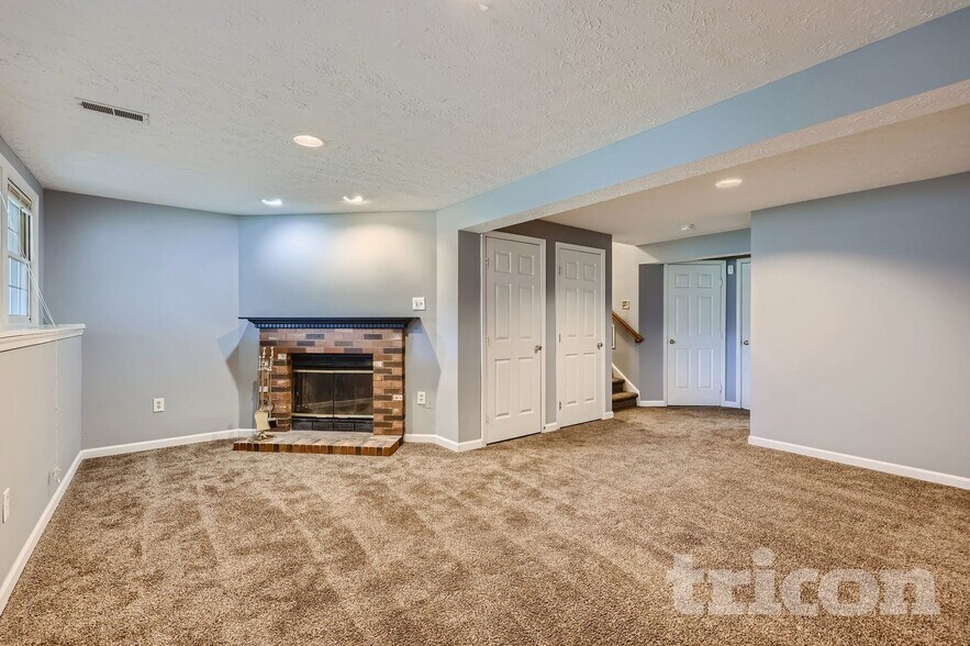 Building Photo - 8211 Berryfield Dr