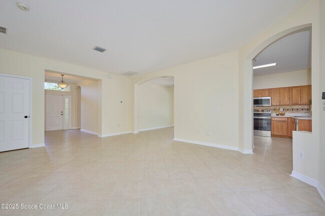 Building Photo - 9086 107th Ct