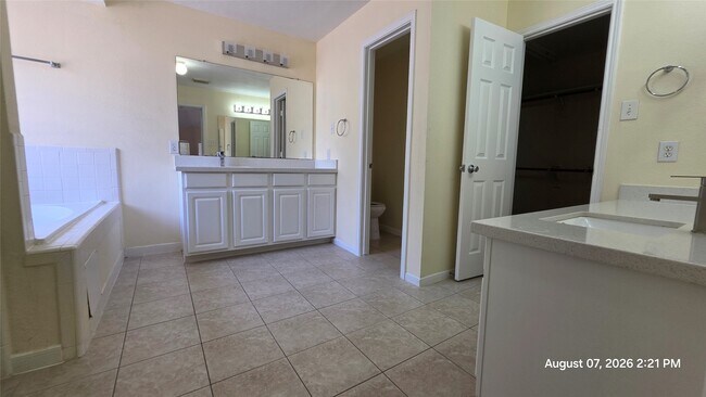 Building Photo - 15335 Garett Green Cir