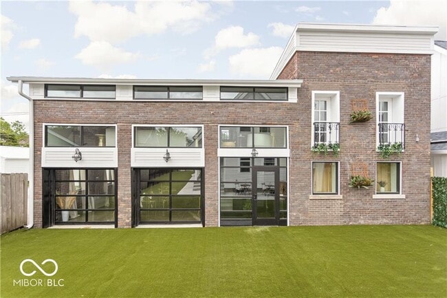 Building Photo - 929 Sanders St