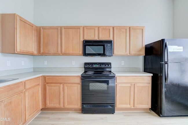 Building Photo - 228 Weststone Blvd