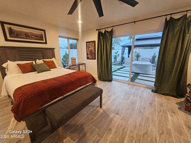 Building Photo - 2817 N 71st Pl