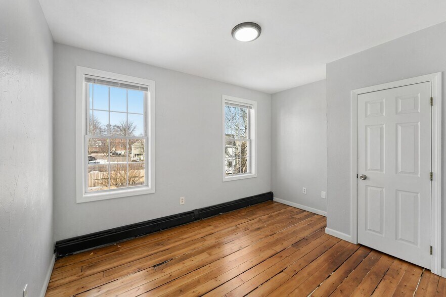 Building Photo - 132-134 DePasquale Avenue