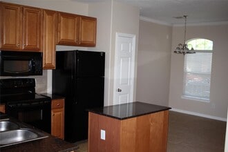 Building Photo - 919 Sterling Creek Cir