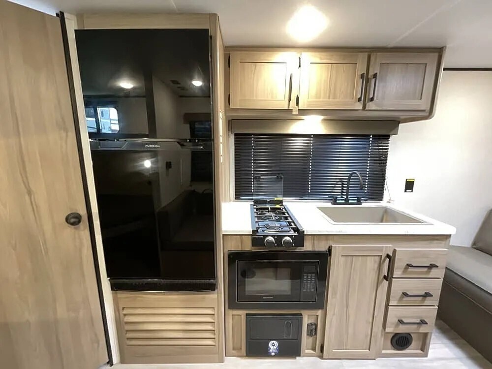 Building Photo - 1411 E 27th Ave