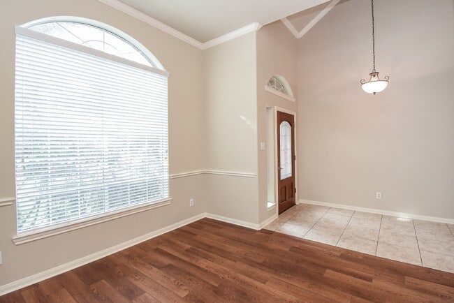 Building Photo - 15007 Grape Orchard Ct