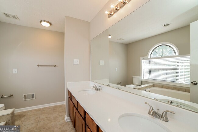 Building Photo - 4155 Glad Morning Dr