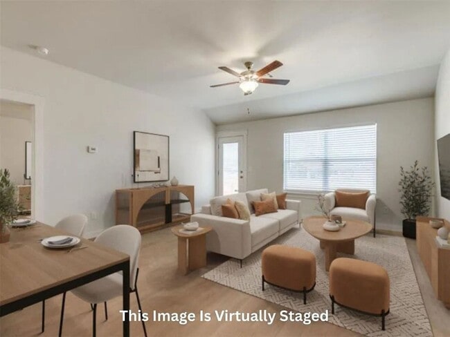 Building Photo - Turnkey 3-Bedroom Home in NW OKC – Perfect for Pets!